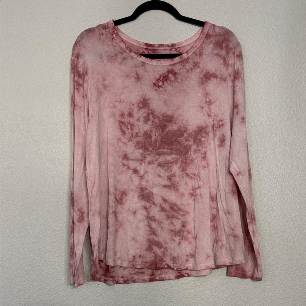 American Eagle Outfitters Pink Tie-Dye Long Sleeve Tee